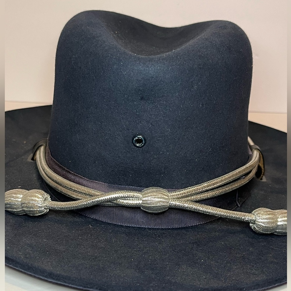 Stratton Campaign Style Felt Hat in Navy Silver Tassel Accent Size 7 - Picture 5 of 11
